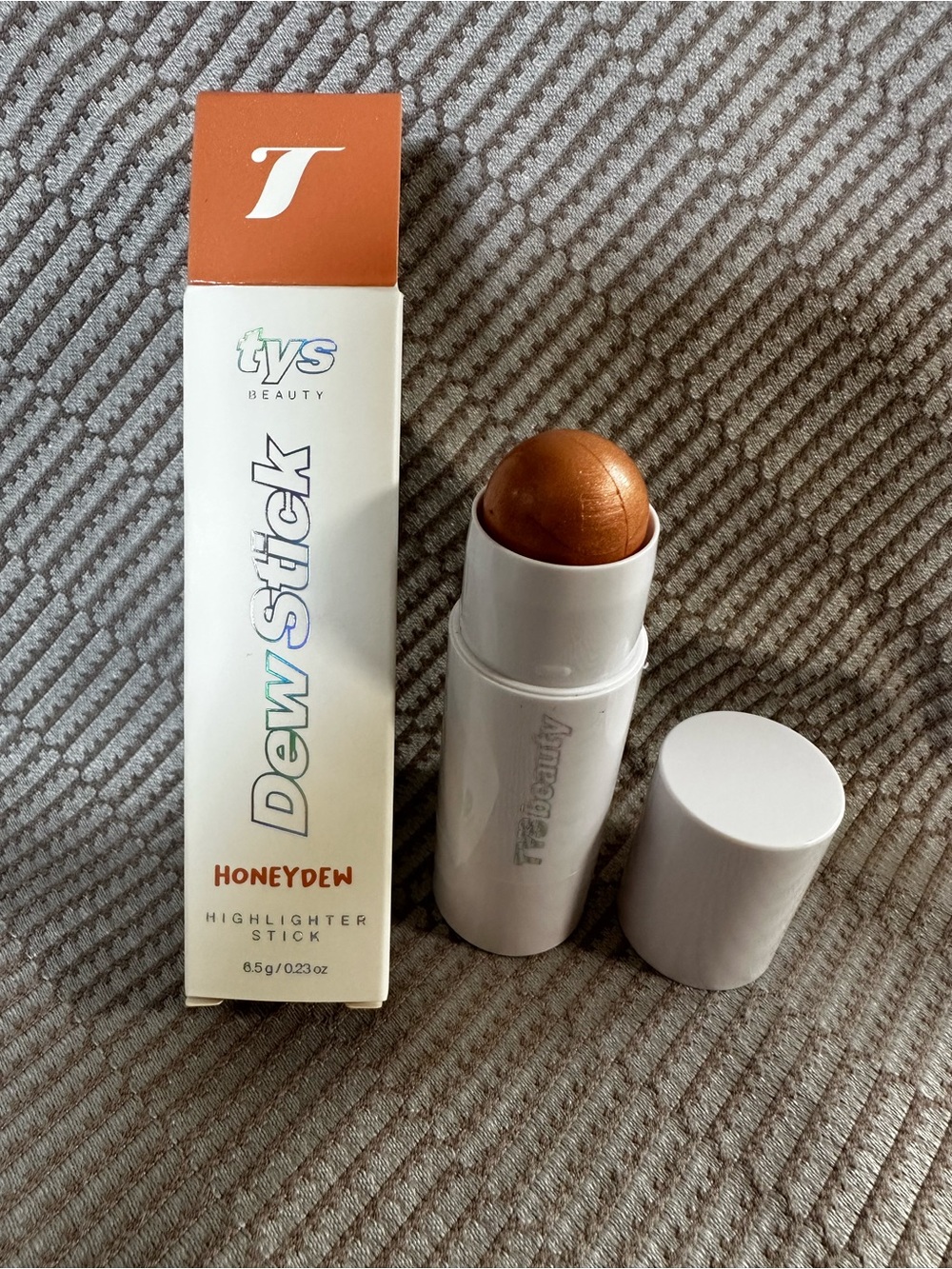 tys Beauty Dew Stick Highlighter - Honeydew (Golden Bronze)
